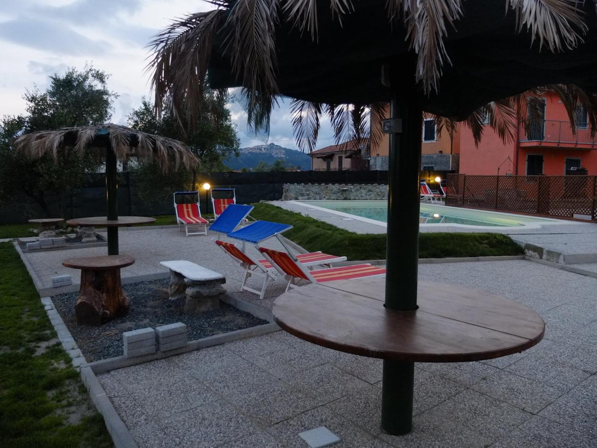 La Fonda Casa Vacanze-Appartamenti Con Piscina ซานโต สเตฟาโน ดิ มากรา ภายนอก รูปภาพ