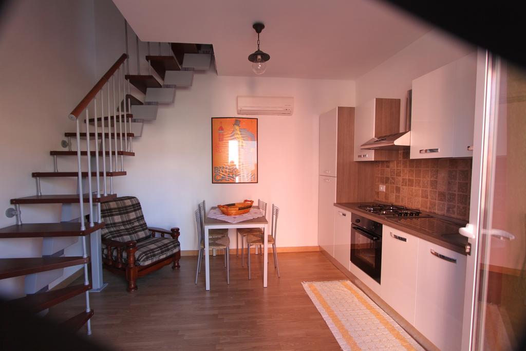 La Fonda Casa Vacanze-Appartamenti Con Piscina ซานโต สเตฟาโน ดิ มากรา ห้อง รูปภาพ