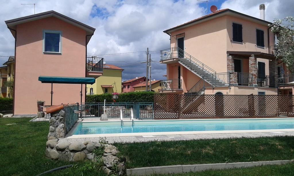La Fonda Casa Vacanze-Appartamenti Con Piscina ซานโต สเตฟาโน ดิ มากรา ภายนอก รูปภาพ